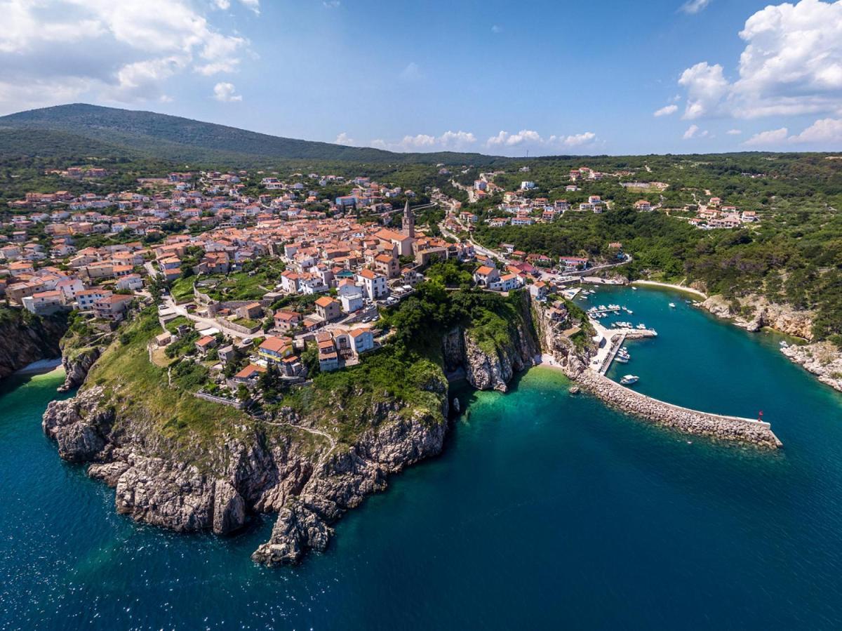 Apartment Arte Vrbnik Exterior photo