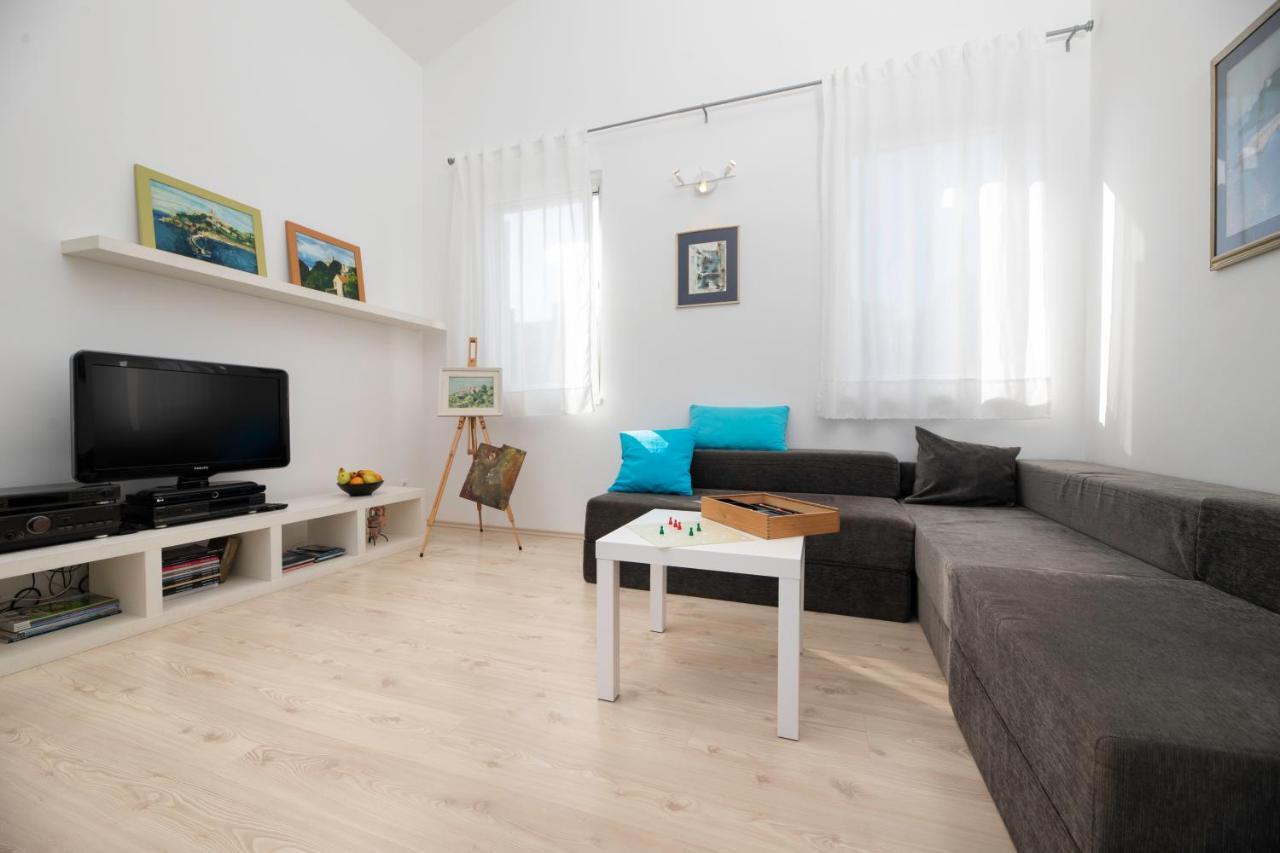 Apartment Arte Vrbnik Exterior photo